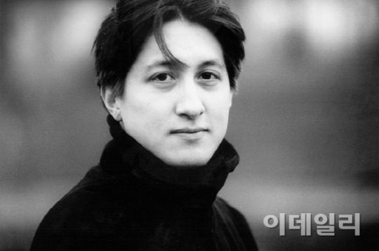 콘서트피아노 이미지