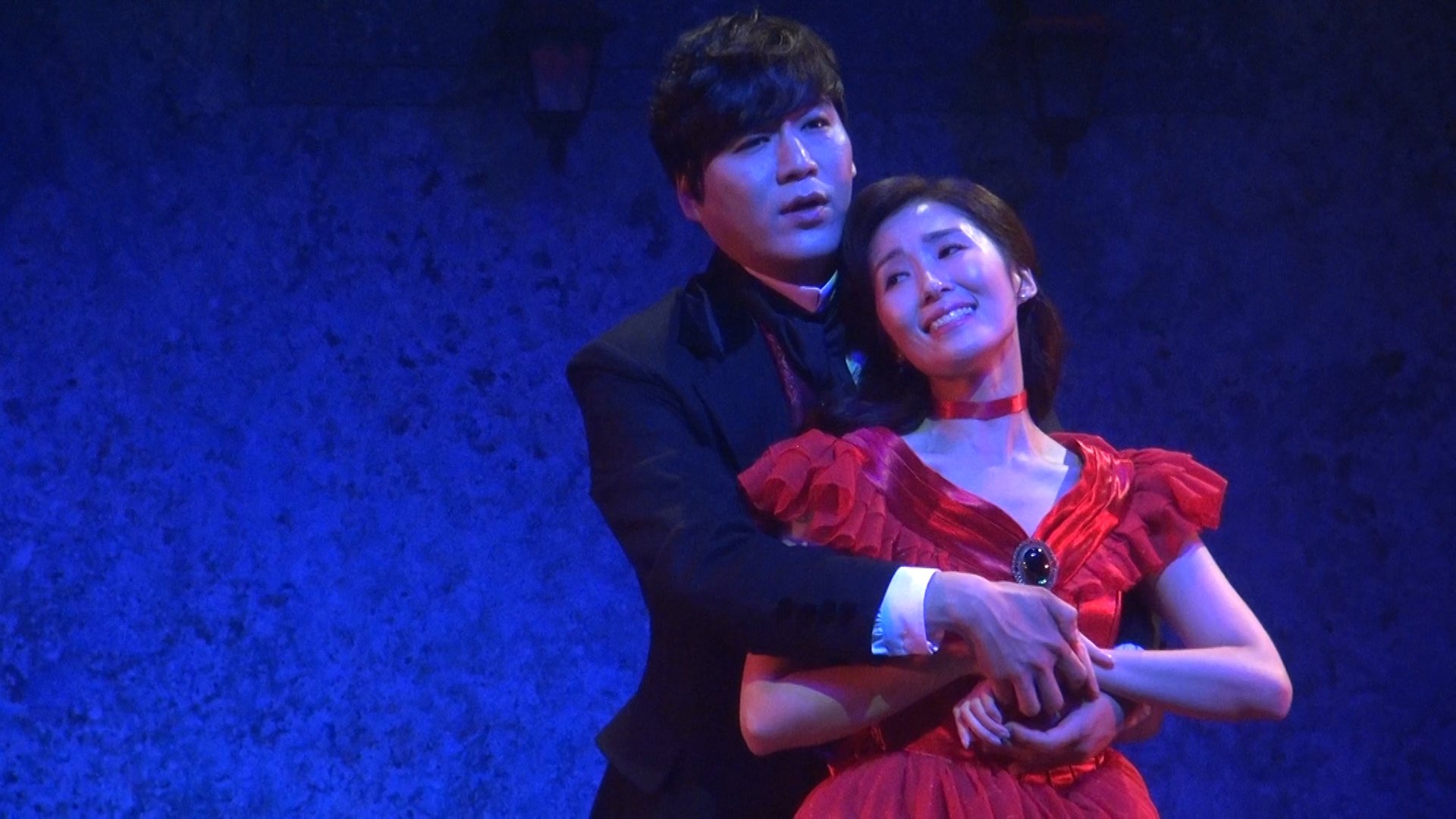 '붉은 정원' 자유롭게 춤을 - 박정원, 이정화, 정상윤